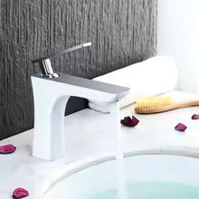 mitigeur lavabo design Modern Élégance