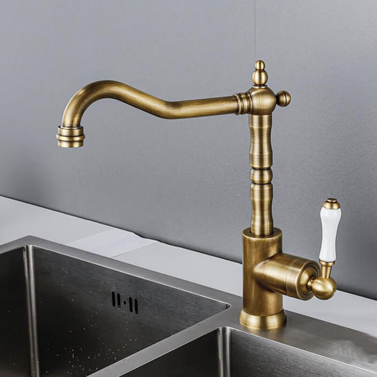 robinet de cuisine or premium
