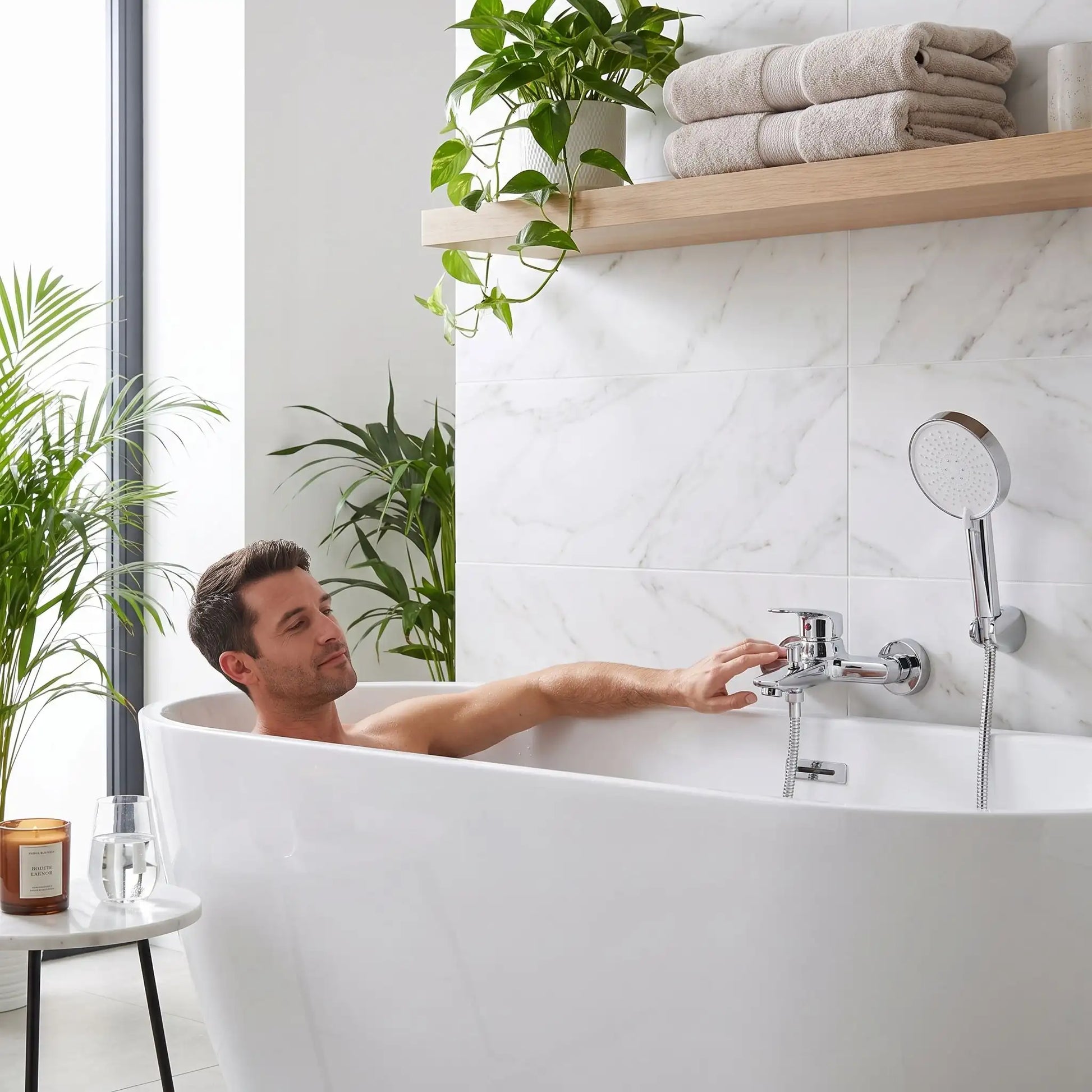 Mitigeur sur baignoire pour  Design Modern 