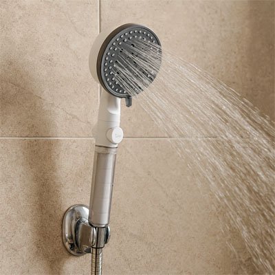 Pommeau de douche anti avec calcaire