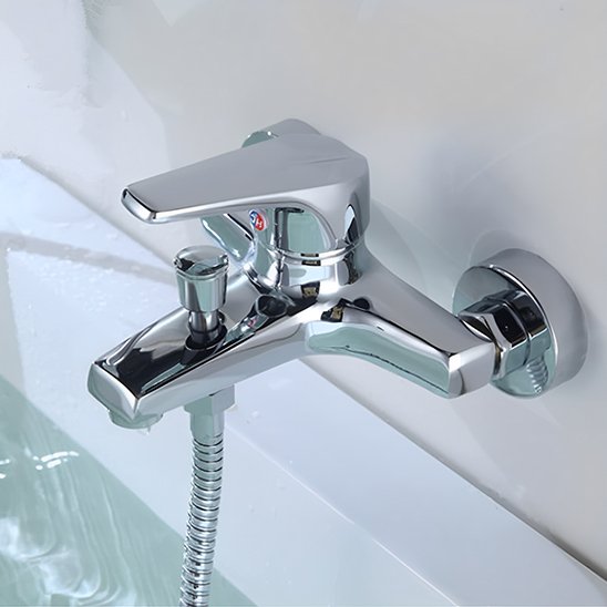 mitigeur sur baignoire haut Design Modern